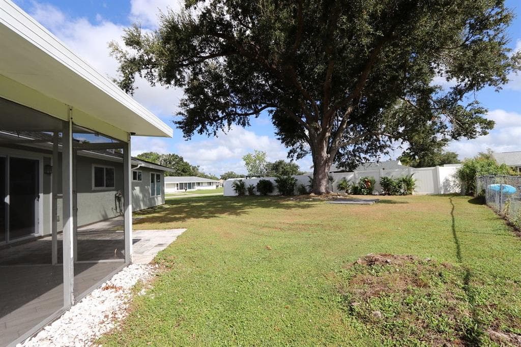 6796 ELECTRA AVENUE, NORTH PORT, FL 34287 — zdjęcie 5