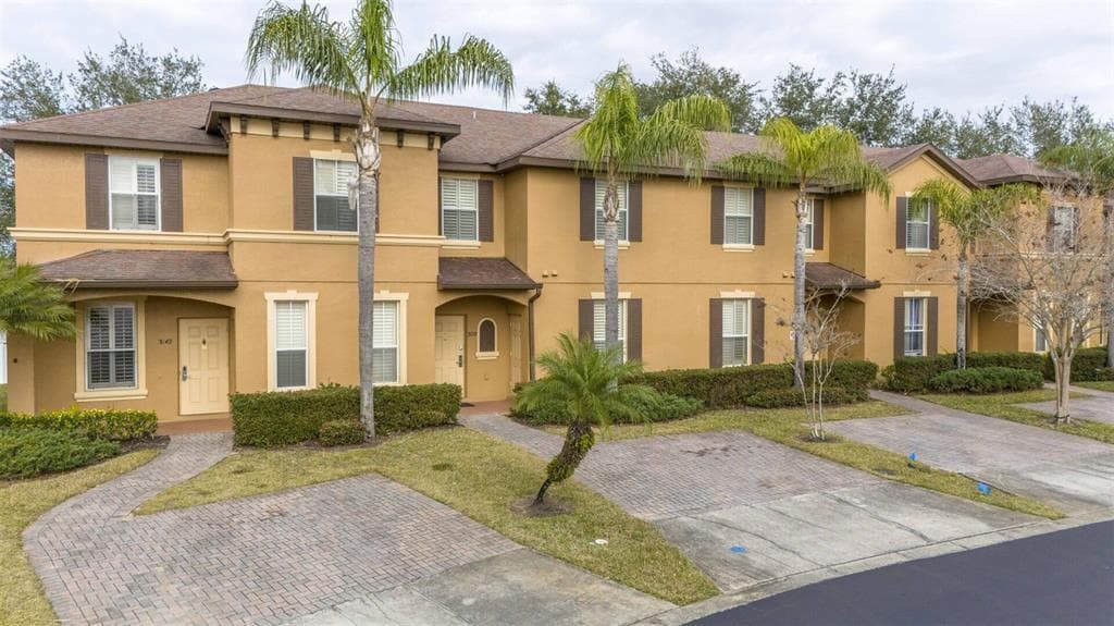 3132 CALABRIA AVENUE, DAVENPORT, FL 33897