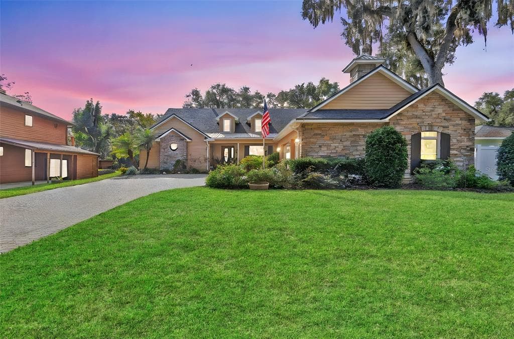 2305 HONTOON ROAD, DELAND, FL 32720