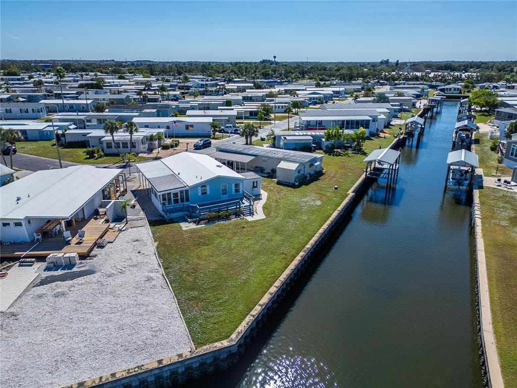 126 W SAINT JOHNS WAY, APOLLO BEACH, FL 33572 — zdjęcie 2