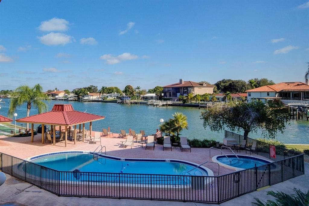 105 ISLAND WAY # 132, CLEARWATER, FL 33767 — zdjęcie 2