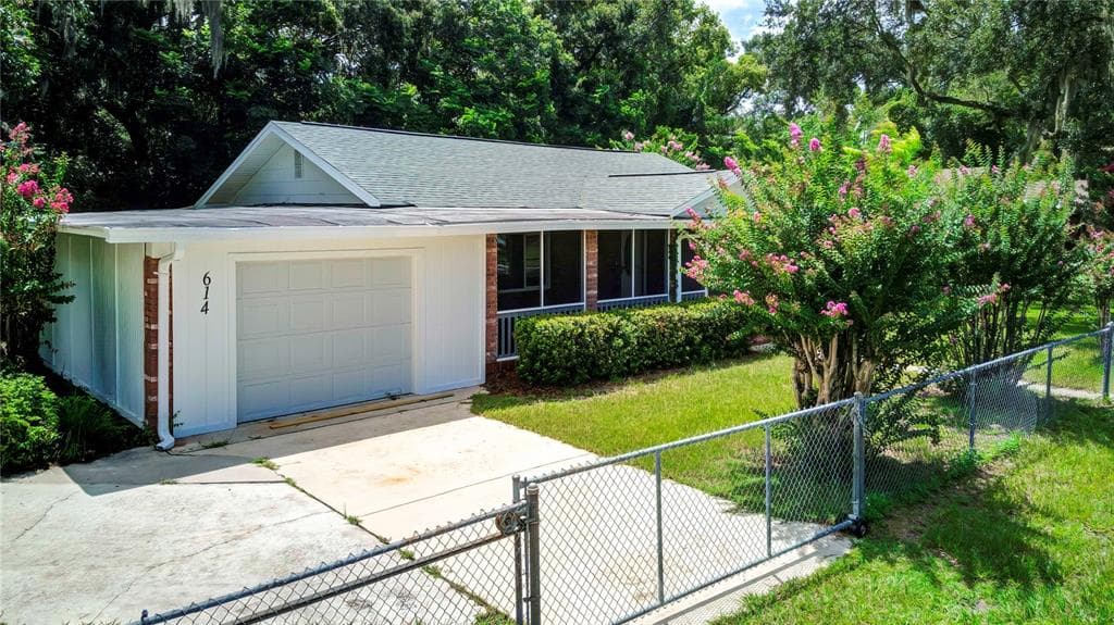 614 POWELL STREET, WILDWOOD, FL 34785 — zdjęcie 4