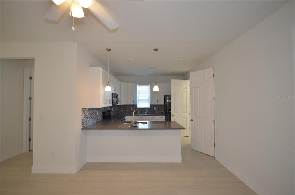 8581 AGATE STREET, PORT CHARLOTTE, FL 33981 — zdjęcie 3