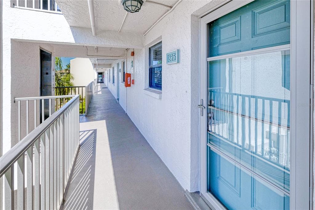 175 KINGS HIGHWAY # 225 (B5), PUNTA GORDA, FL 33983 — zdjęcie 2