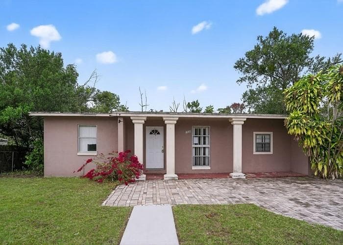 1668 W WAYCROSS CIRCLE, DELTONA, FL 32725