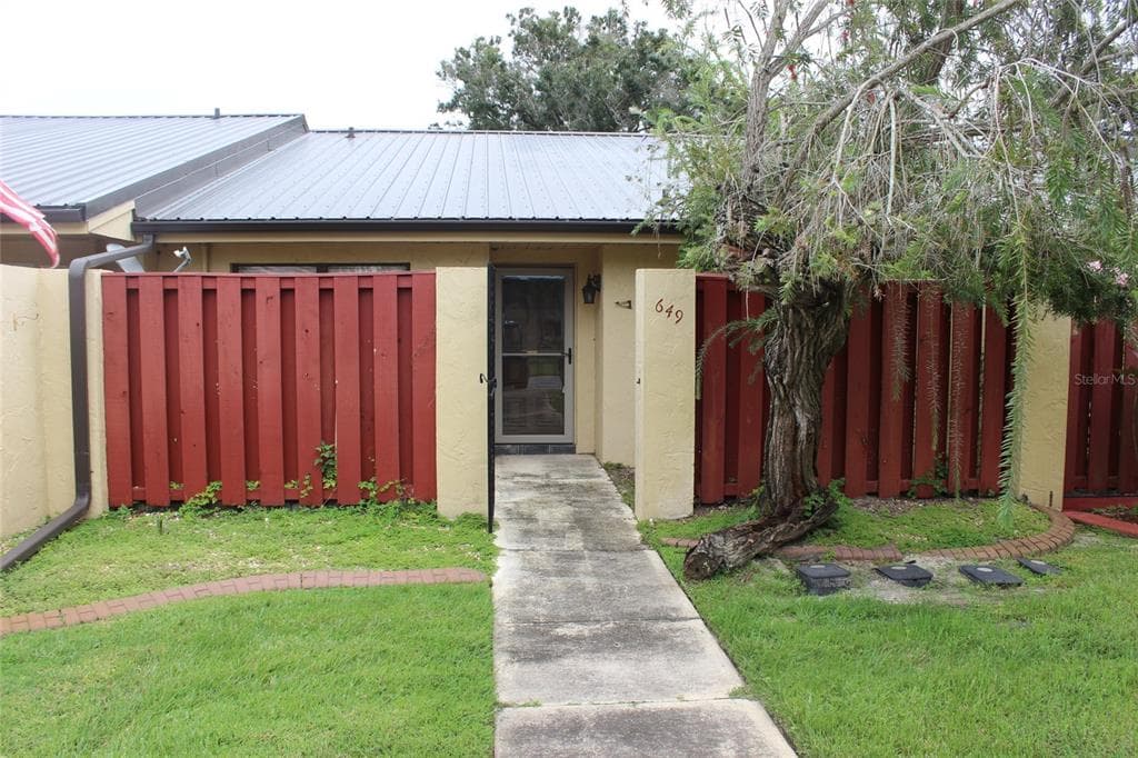 649 BROADMOOR CIRCLE, WINTER HAVEN, FL 33884