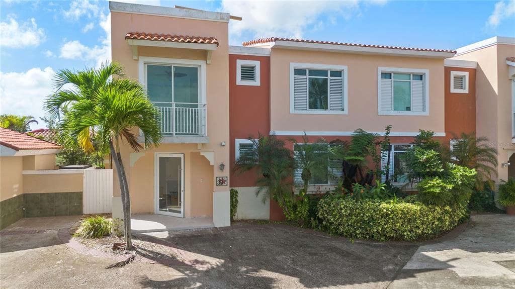 30 FLAMBOYAN GREENS, HUMACAO, PR 00791