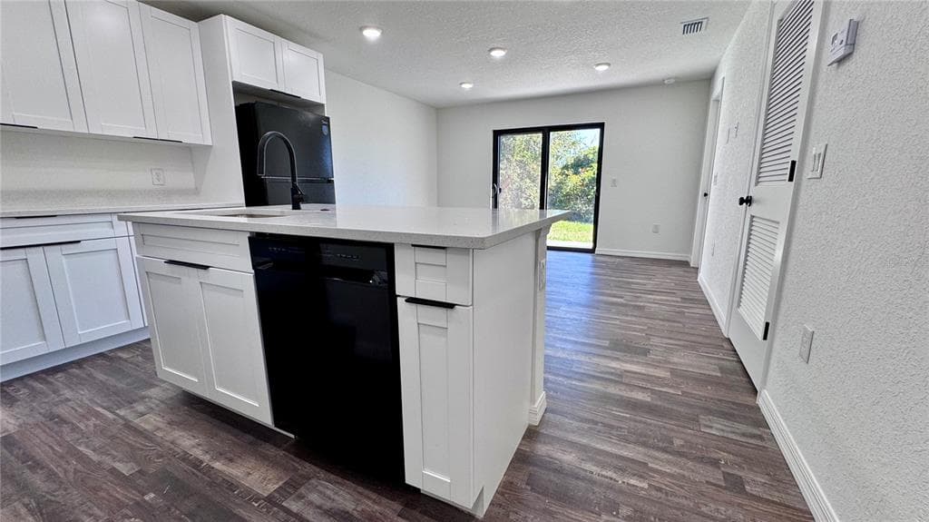 27063 WASHINGTON STREET, PUNTA GORDA, FL 33983 — zdjęcie 4