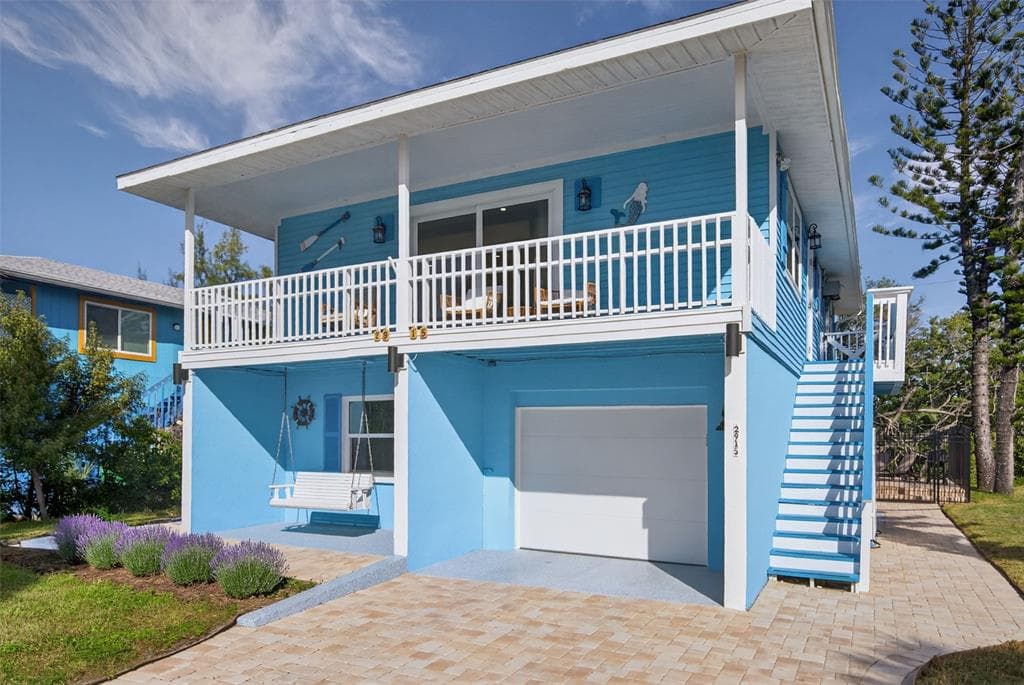 2915 AVENUE C, HOLMES BEACH, FL 34217