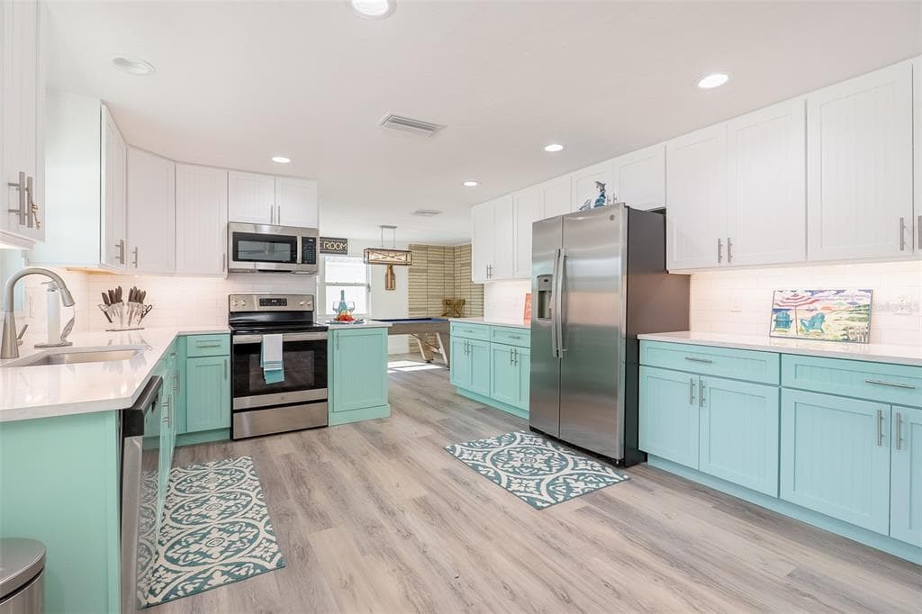 408 71ST STREET, HOLMES BEACH, FL 34217 — zdjęcie 4