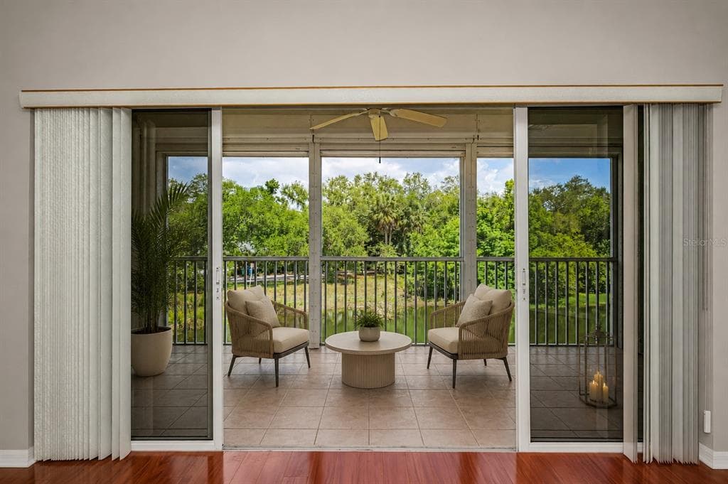 1400 WATER VIEW DRIVE W # 202, LARGO, FL 33771