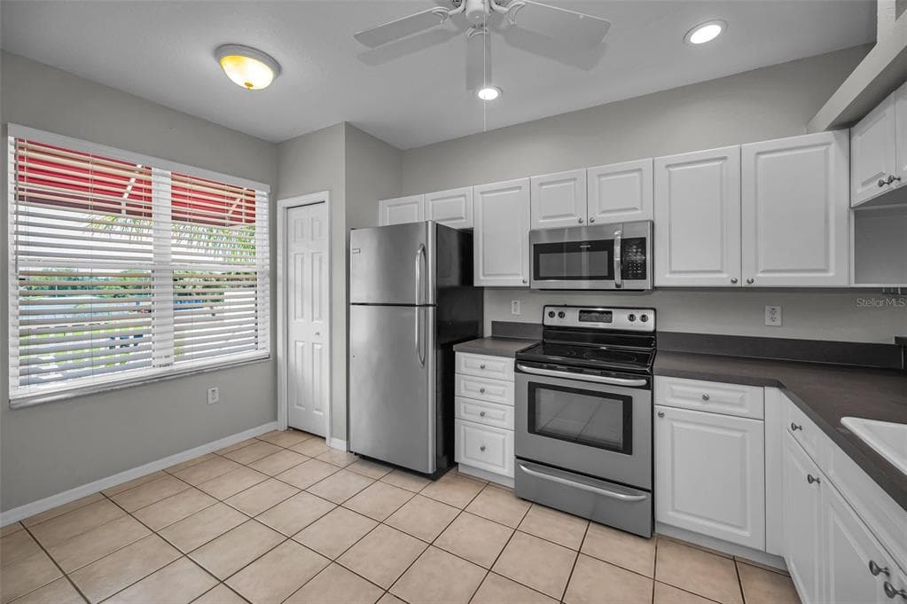 1400 WATER VIEW DRIVE W # 202, LARGO, FL 33771 — zdjęcie 4