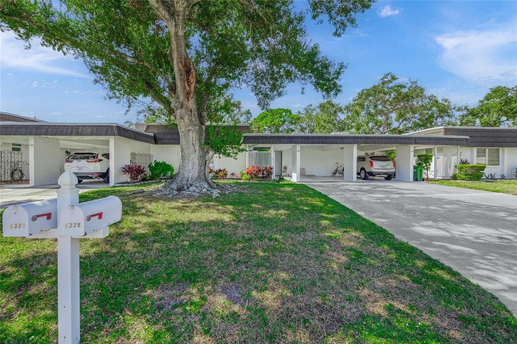 1325 GLEN OAKS DRIVE E # 133, SARASOTA, FL 34232 — zdjęcie 2