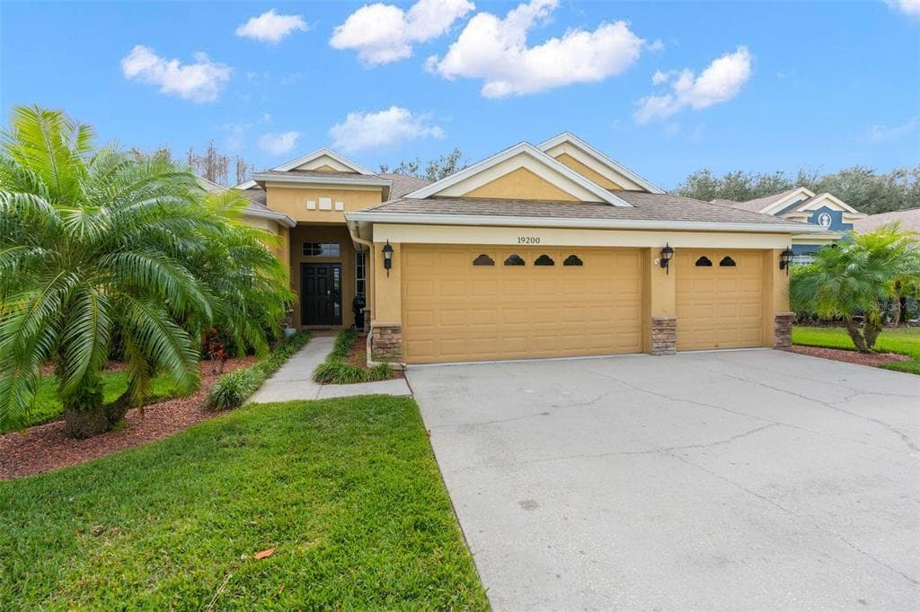 19200 SUNSET BAY DRIVE, LAND O LAKES, FL 34638