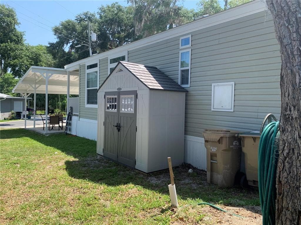 699 CINDI AVENUE, LEESBURG, FL 34788 — zdjęcie 4