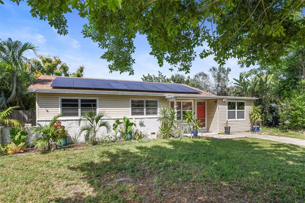 7000 13TH STREET N, ST PETERSBURG, FL 33702