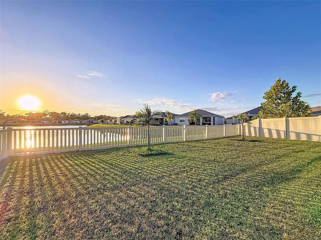 8349 WHEAT STONE DRIVE, ZEPHYRHILLS, FL 33540 — zdjęcie 2