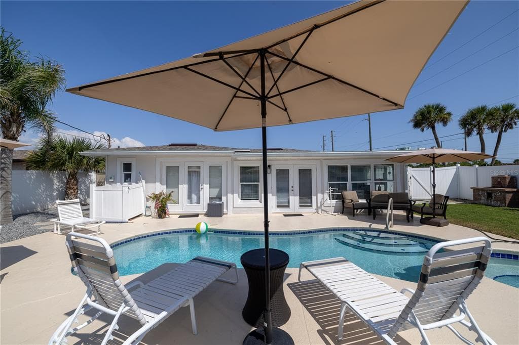 813 E 6TH AVENUE, NEW SMYRNA BEACH, FL 32169 — zdjęcie 2