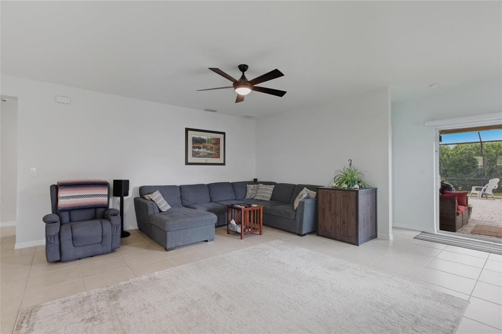 314 SE VAN LOON TERRACE, CAPE CORAL, FL 33990 — zdjęcie 3