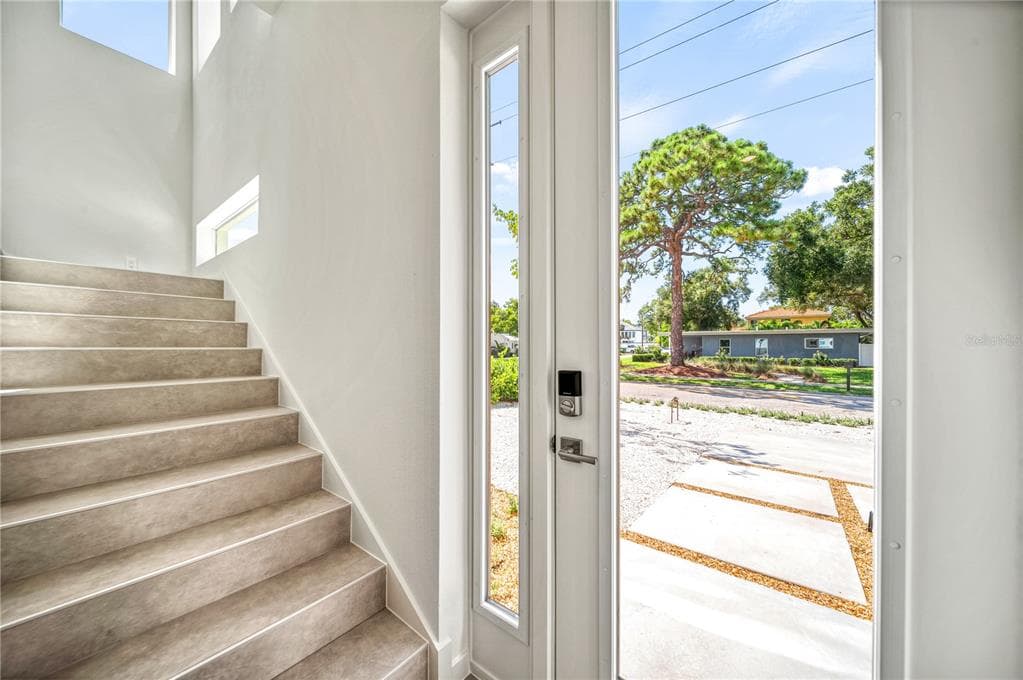 2163 WALDEMERE STREET, SARASOTA, FL 34239 — zdjęcie 2