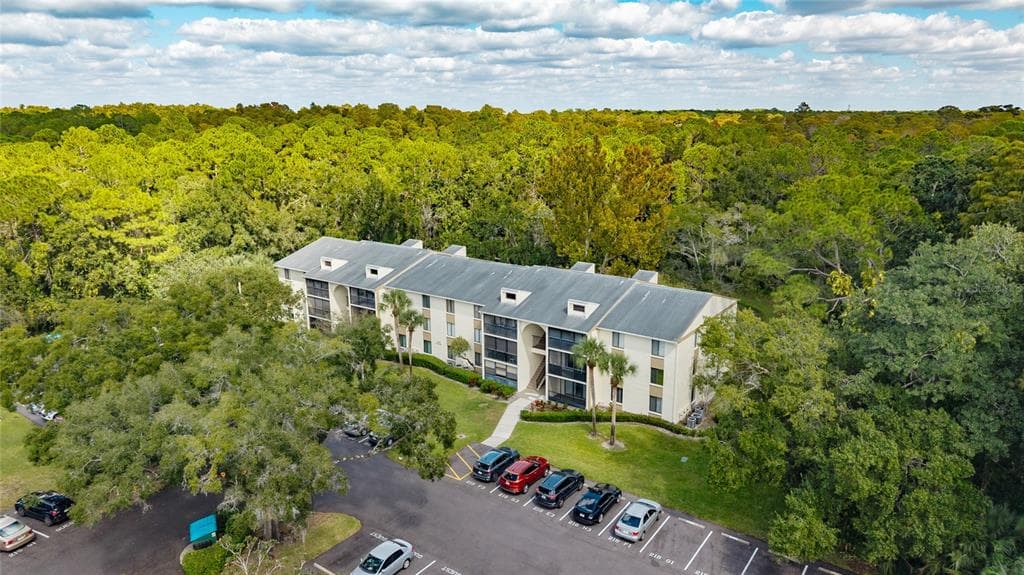 3232 LAKE PINE WAY E # F2, TARPON SPRINGS, FL 34688