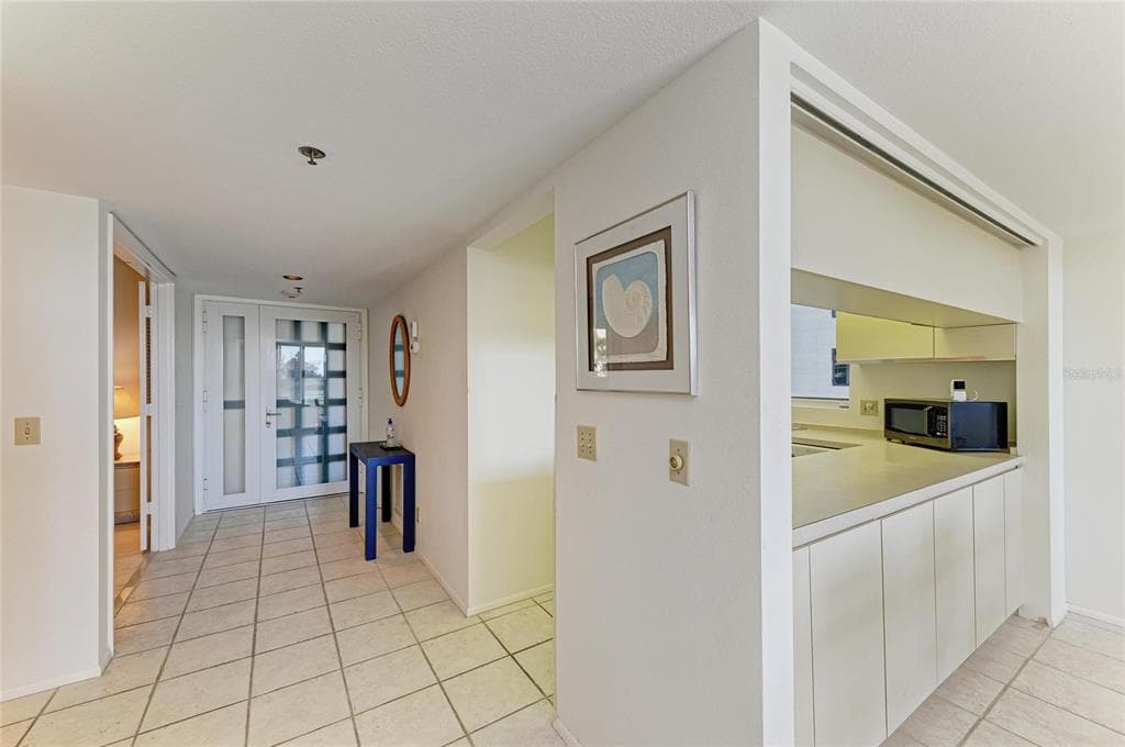 1065 GULF OF MEXICO DRIVE # 201, LONGBOAT KEY, FL 34228 — zdjęcie 5