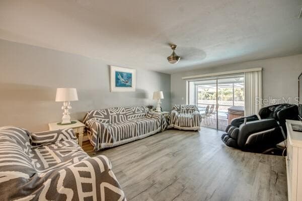 912 SE 24TH AVENUE # A &  B, CAPE CORAL, FL 33990 — zdjęcie 2