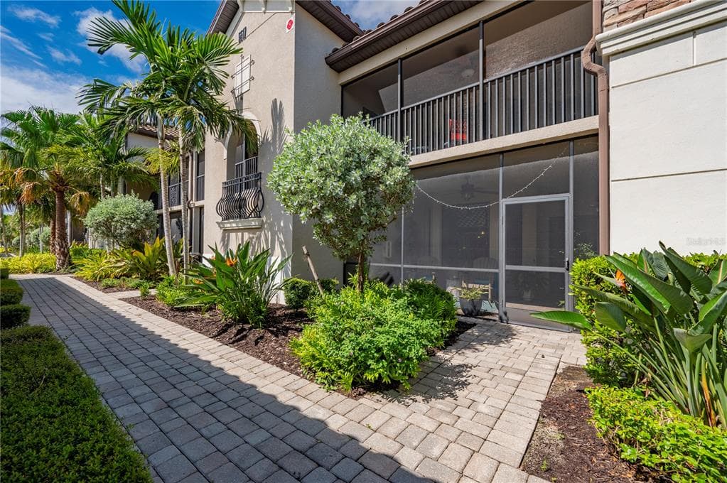 5517 PALMER CIRCLE # 106, BRADENTON, FL 34211