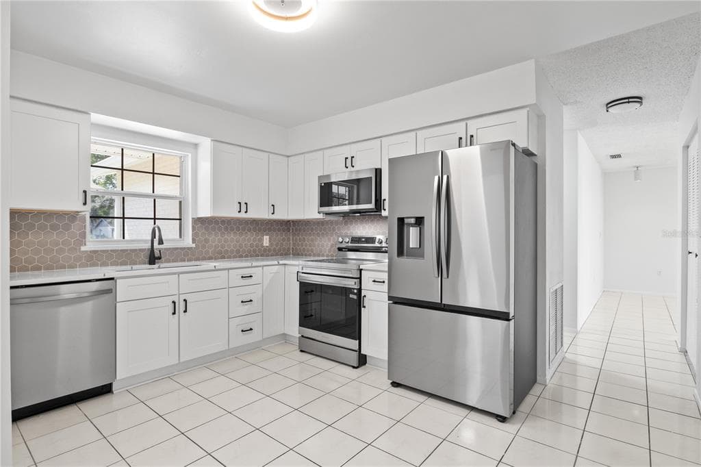 776 MOCKINGBIRD LANE, DELAND, FL 32720 — zdjęcie 2