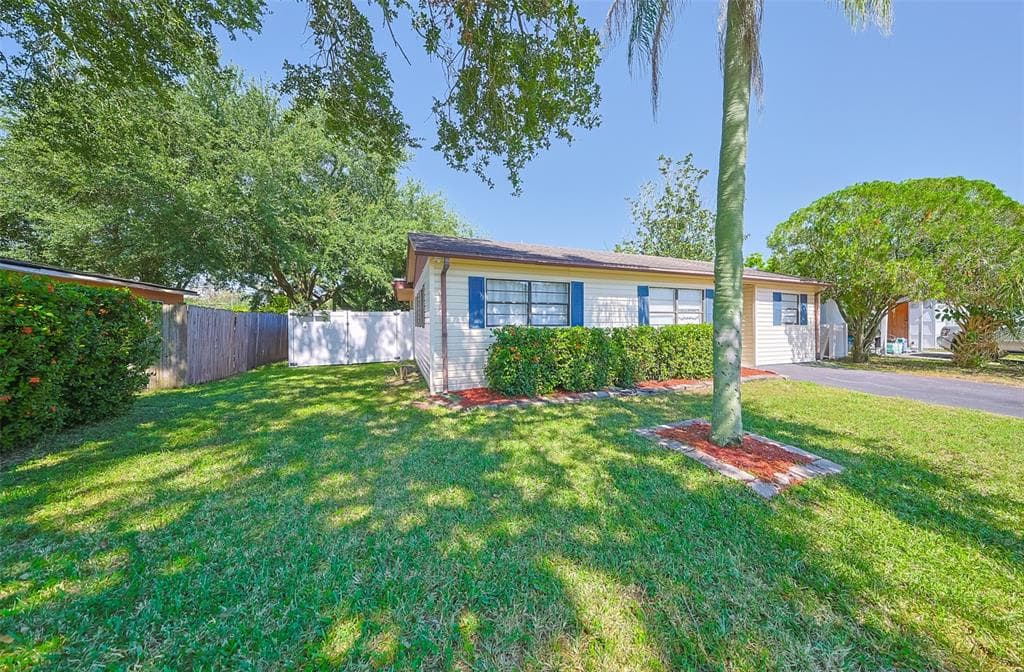 1507 76TH AVENUE N, ST PETERSBURG, FL 33702 — zdjęcie 4