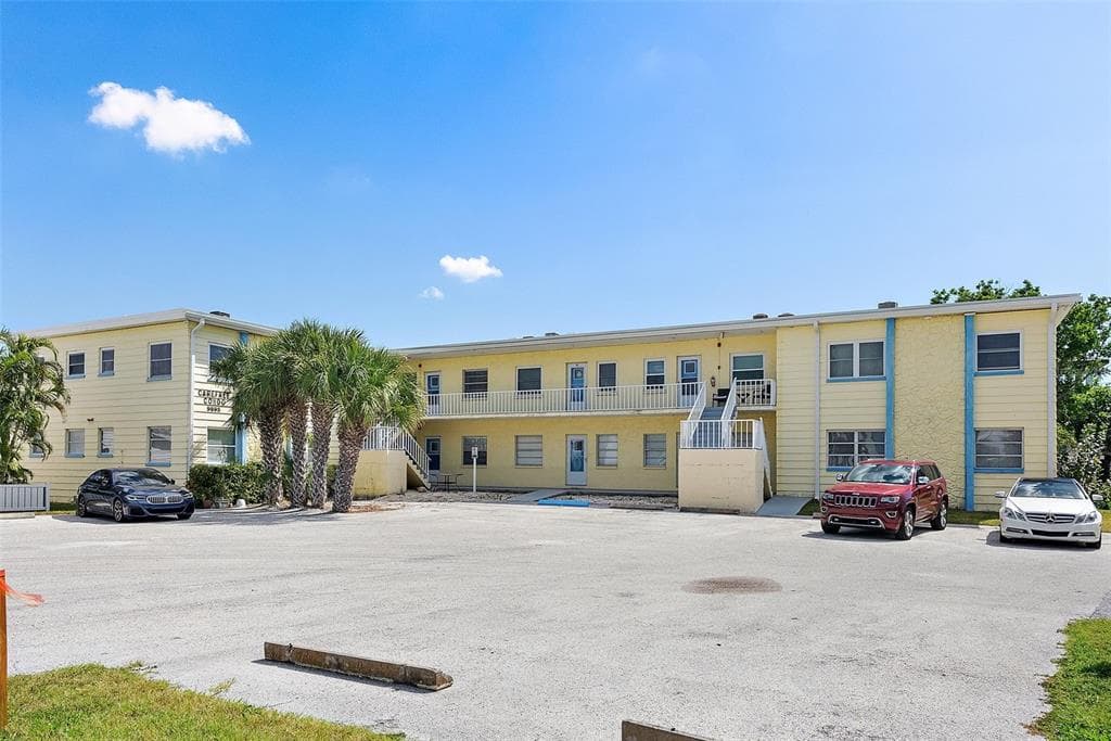 9895 1ST STREET E # 9, TREASURE ISLAND, FL 33706