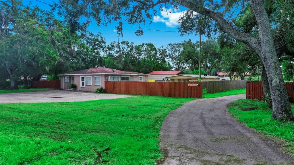 6003 16TH AVENUE S, TAMPA, FL 33619 — zdjęcie 3