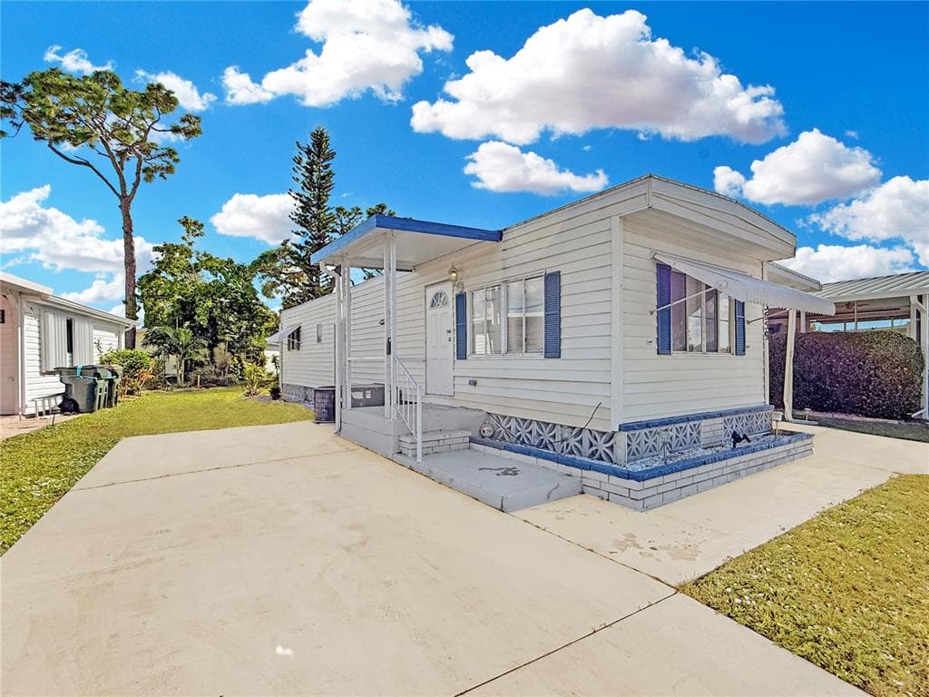 5559 HOLIDAY PARK BOULEVARD, NORTH PORT, FL 34287 — zdjęcie 2