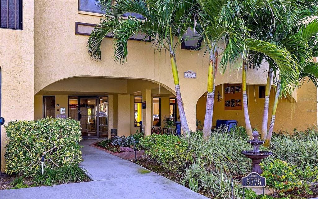 5775 PARK STREET N # 311, ST PETERSBURG, FL 33709