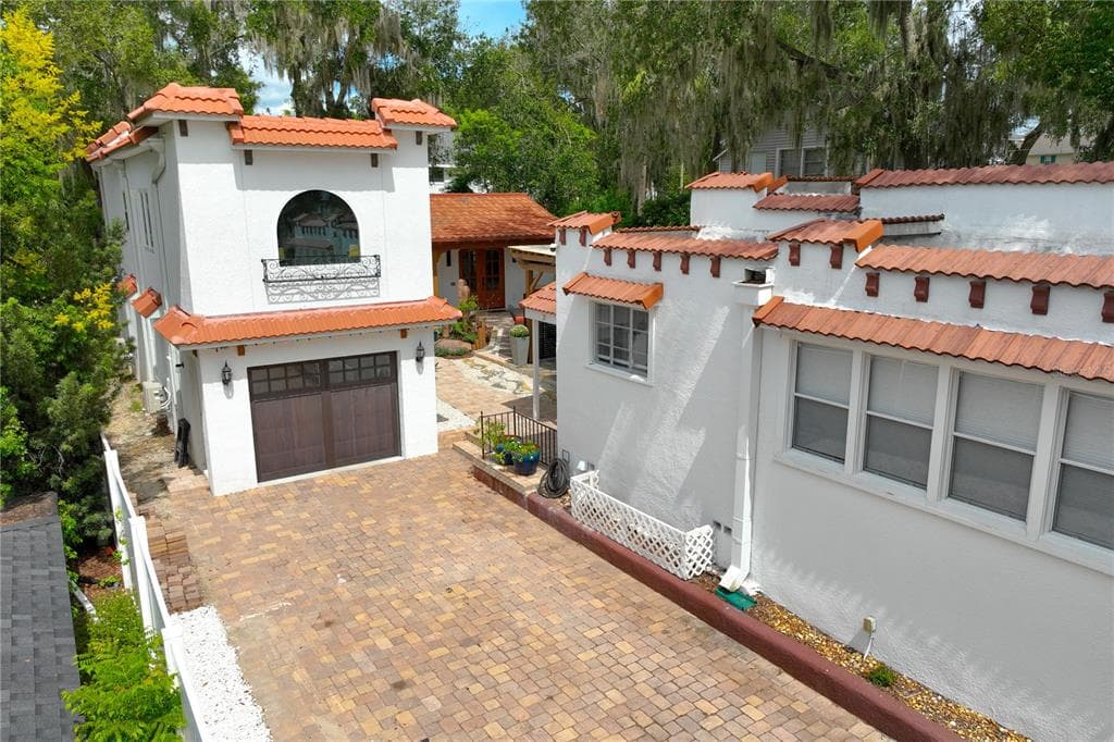 229 E 6TH AVENUE, MOUNT DORA, FL 32757 — zdjęcie 2