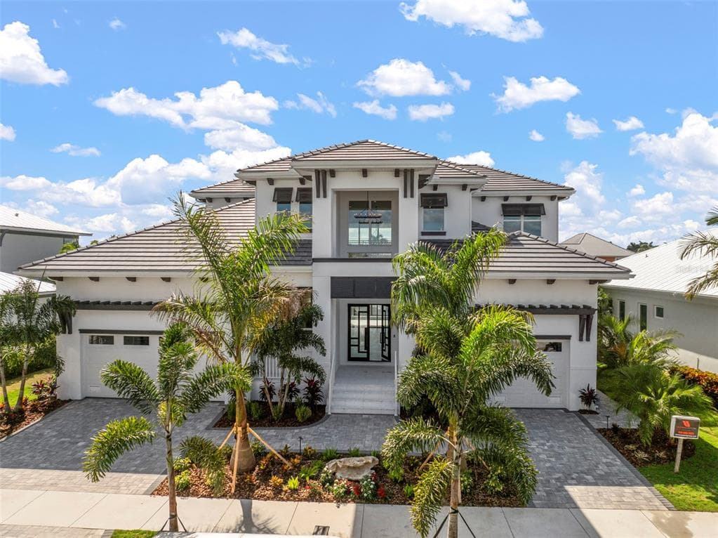 3 HAMMOCK BAY BLVD, APOLLO BEACH, FL 33572