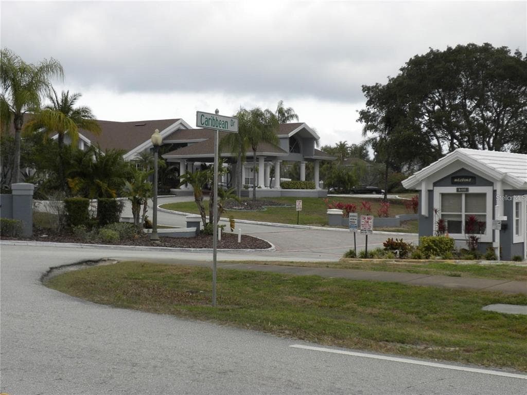 251 CARIBBEAN DRIVE, DAVENPORT, FL 33897 — zdjęcie 2