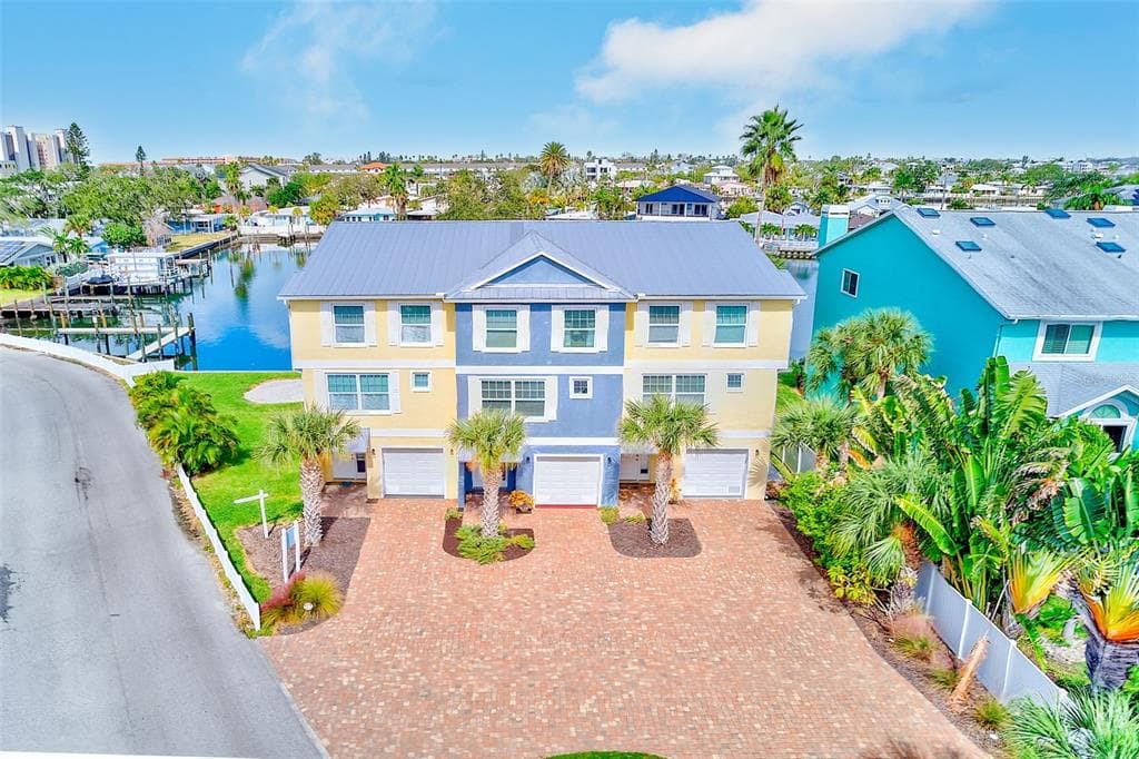 100 WINDRUSH BOULEVARD # 2, INDIAN ROCKS BEACH, FL 33785 — zdjęcie 2