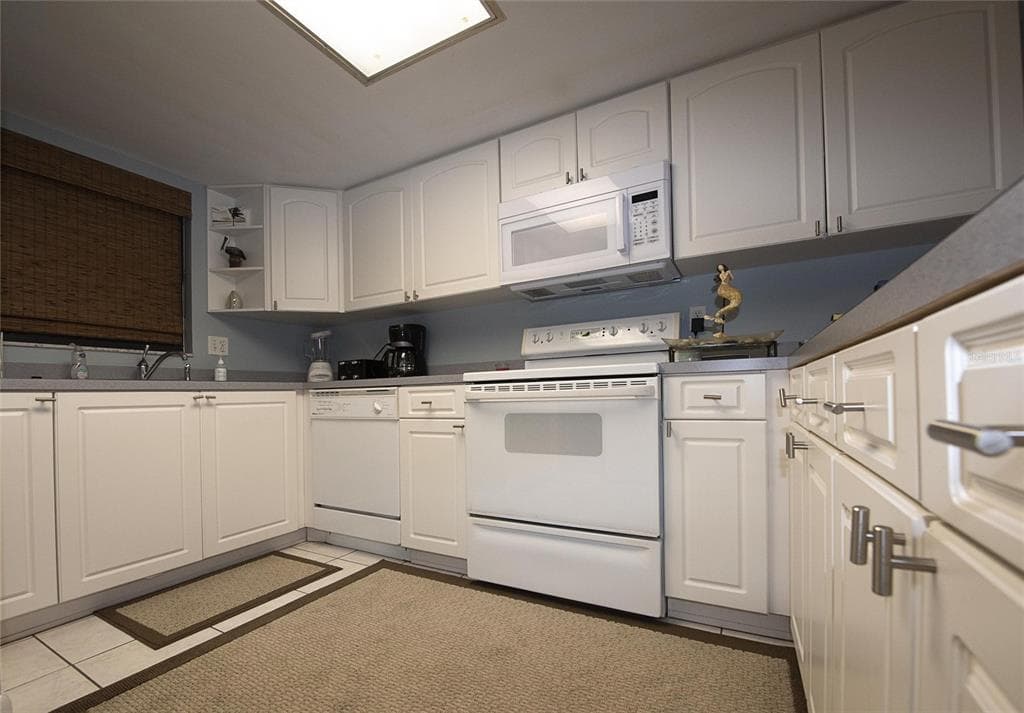 1571 S ATLANTIC AVENUE # 106, NEW SMYRNA BEACH, FL 32169 — zdjęcie 3