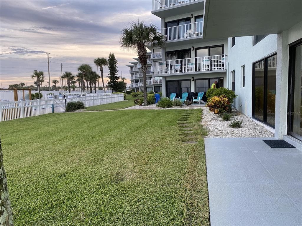 1571 S ATLANTIC AVENUE # 108, NEW SMYRNA BEACH, FL 32169 — zdjęcie 4