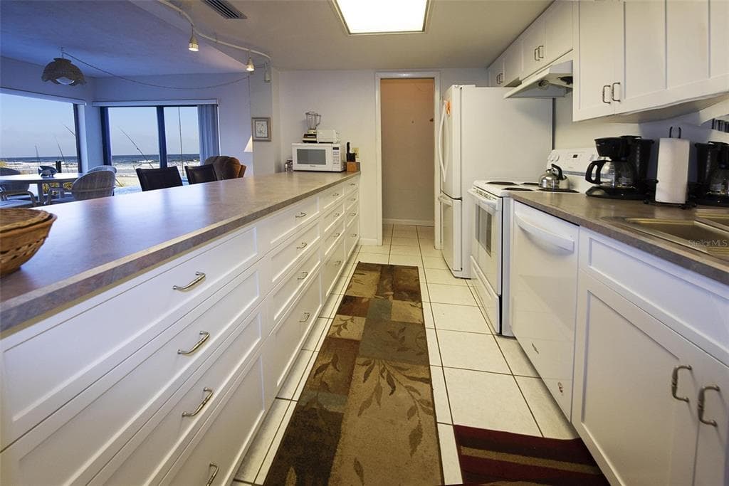 1571 S ATLANTIC AVENUE # 111, NEW SMYRNA BEACH, FL 32169 — zdjęcie 5
