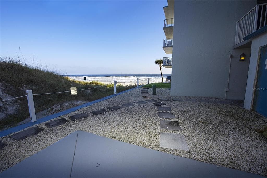 1571 S ATLANTIC AVENUE # 111, NEW SMYRNA BEACH, FL 32169 — zdjęcie 4