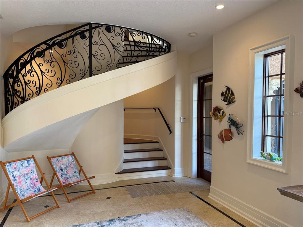 829 BRUCE AVENUE, CLEARWATER BEACH, FL 33767 — zdjęcie 4
