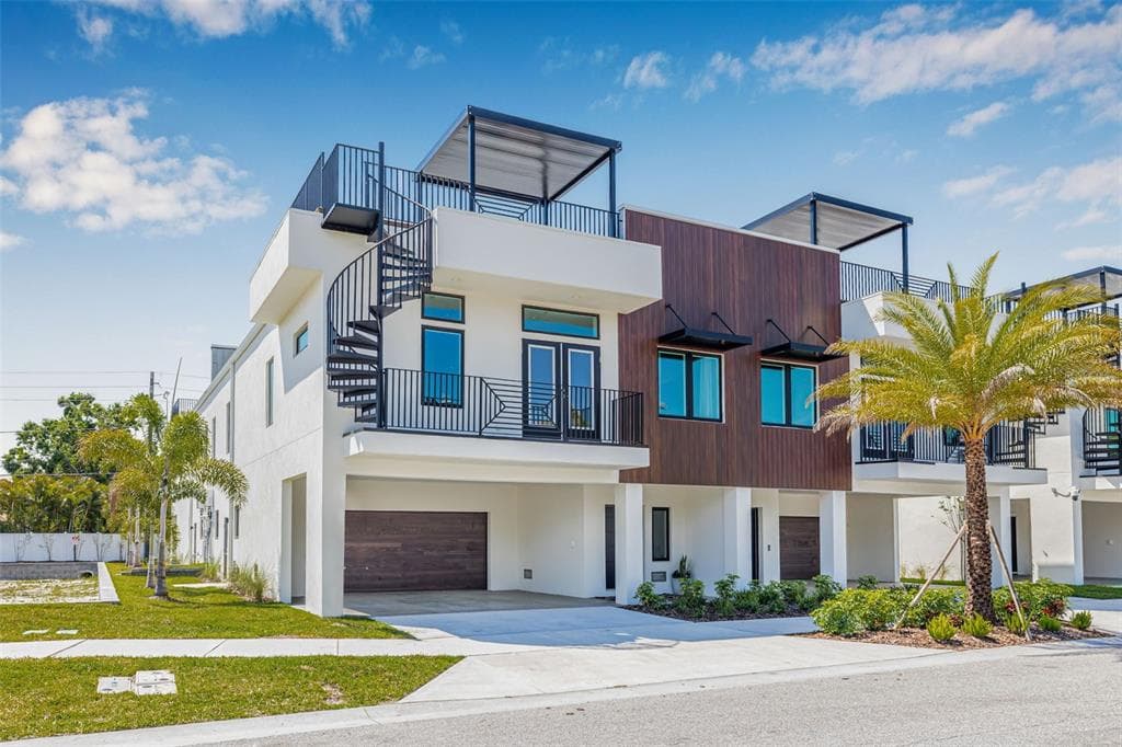 490 87TH AVENUE NORTH, ST PETERSBURG, FL 33702 — zdjęcie 2