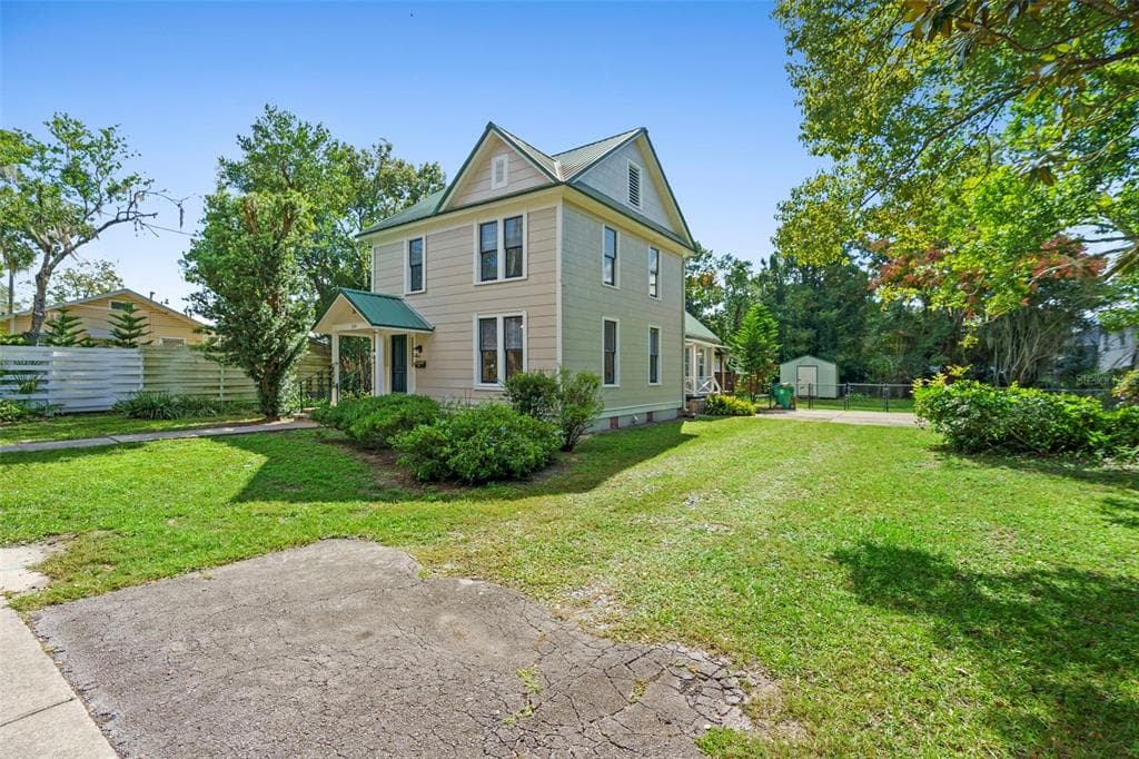 210 W UNIVERSITY AVENUE, DELAND, FL 32720 — zdjęcie 2
