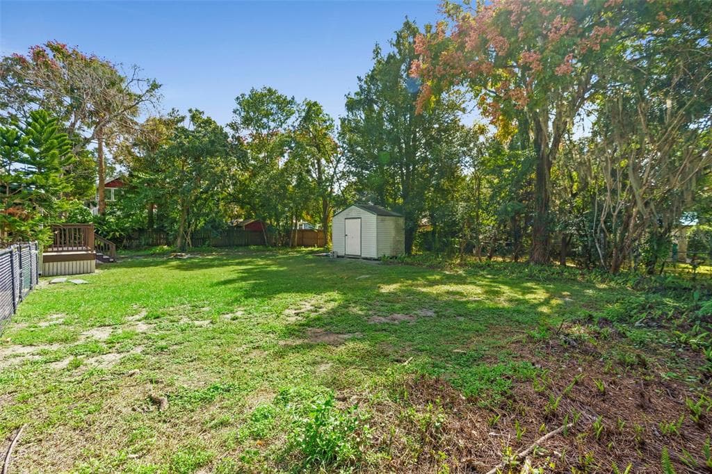 210 W UNIVERSITY AVENUE, DELAND, FL 32720 — zdjęcie 3