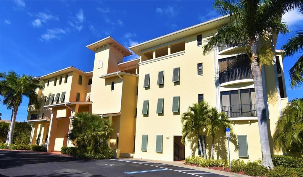 1340 ROCK DOVE COURT # 143, PUNTA GORDA, FL 33950