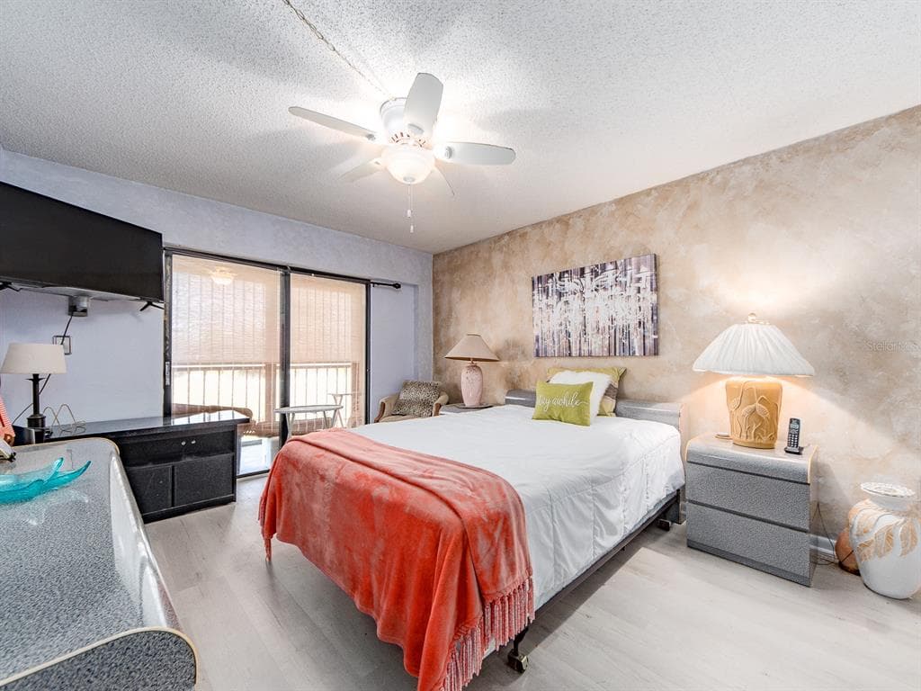 9490 HARBOR GREENS WAY # 305, SEMINOLE, FL 33776 — zdjęcie 3