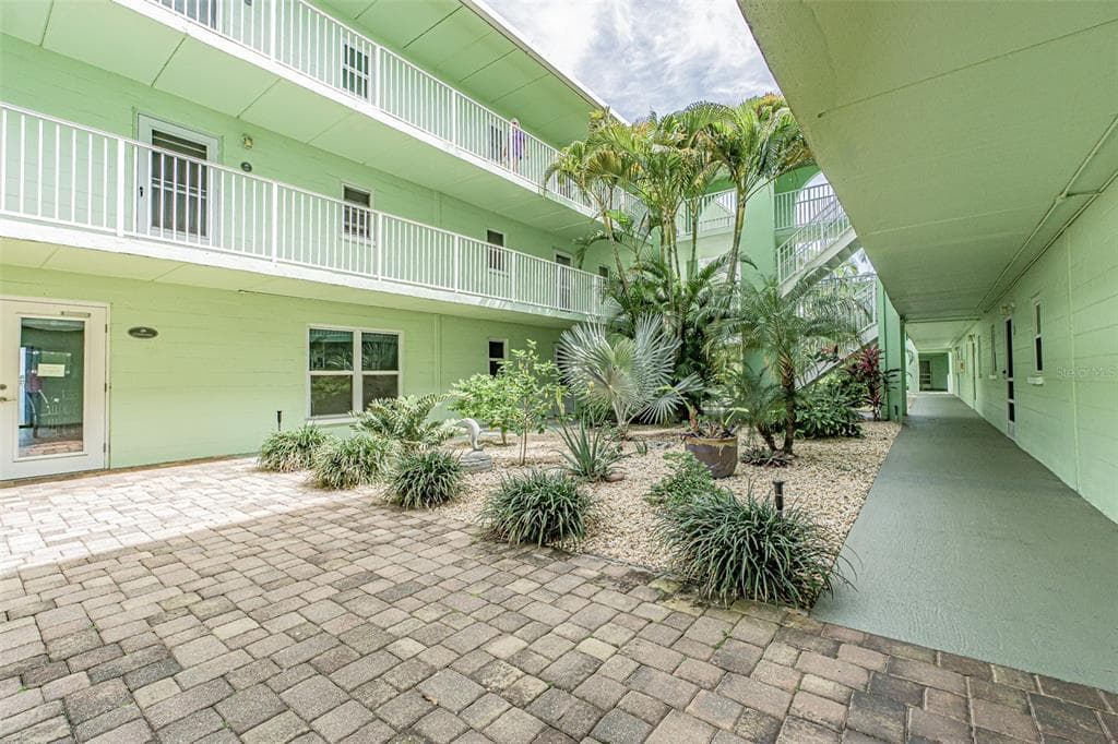 464 PAULA DRIVE N # 116, DUNEDIN, FL 34698 — zdjęcie 3