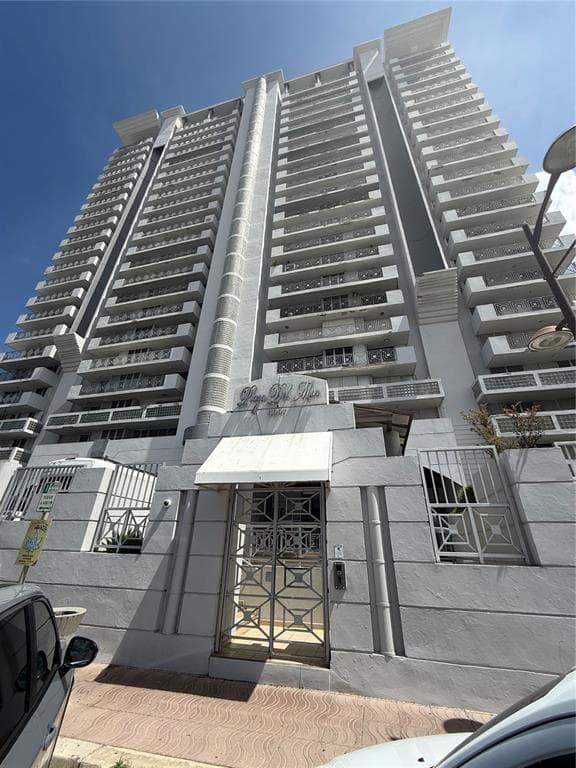 3001 ave isla verde PLAZA DEL MAR # 405, CAROLINA, PR 00979